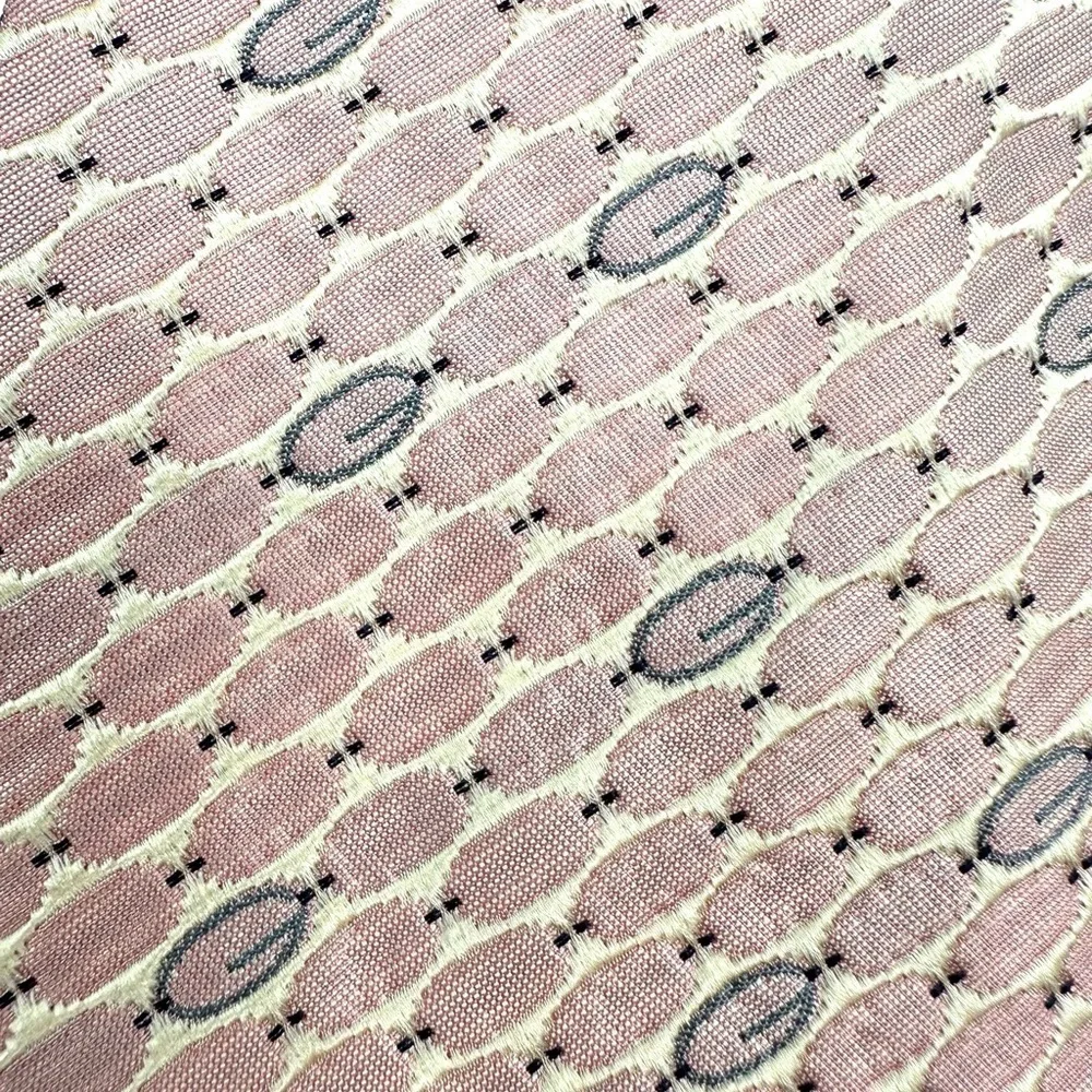Gucci 100% Silk Tie Pink Pointed With Monogram G Made In Italy Oval Pattern